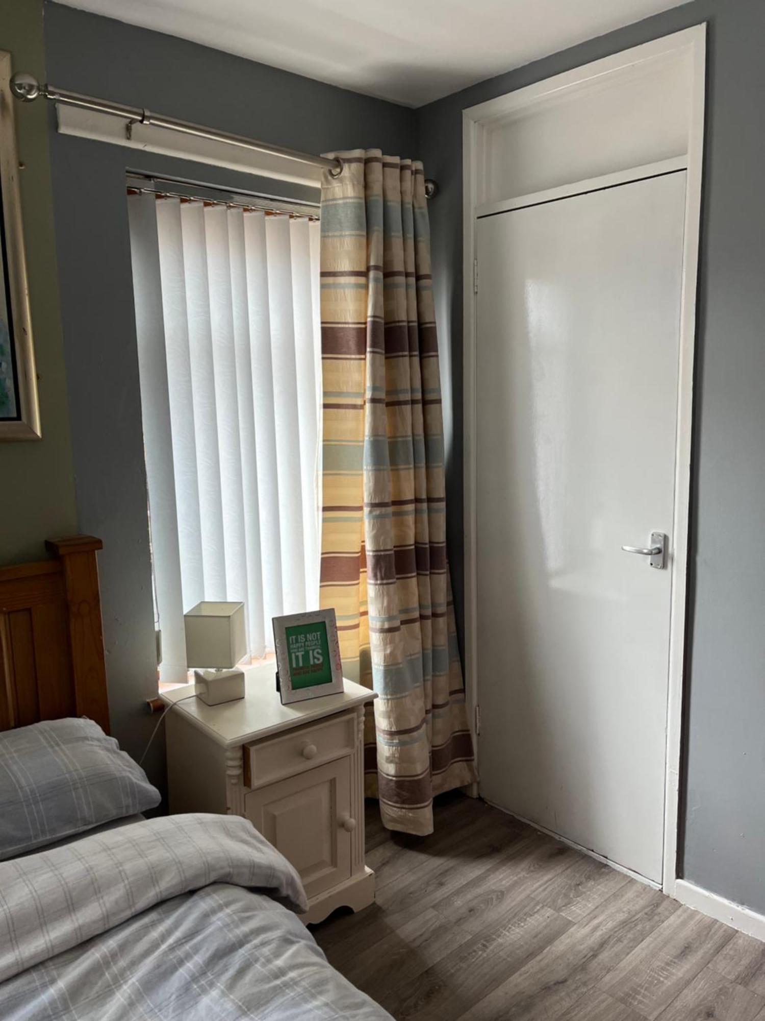 Ferienhaus 11 Parkmore Street, Ormeau Road, Belfast, Bt7 2gt, 2 Bedroom House *